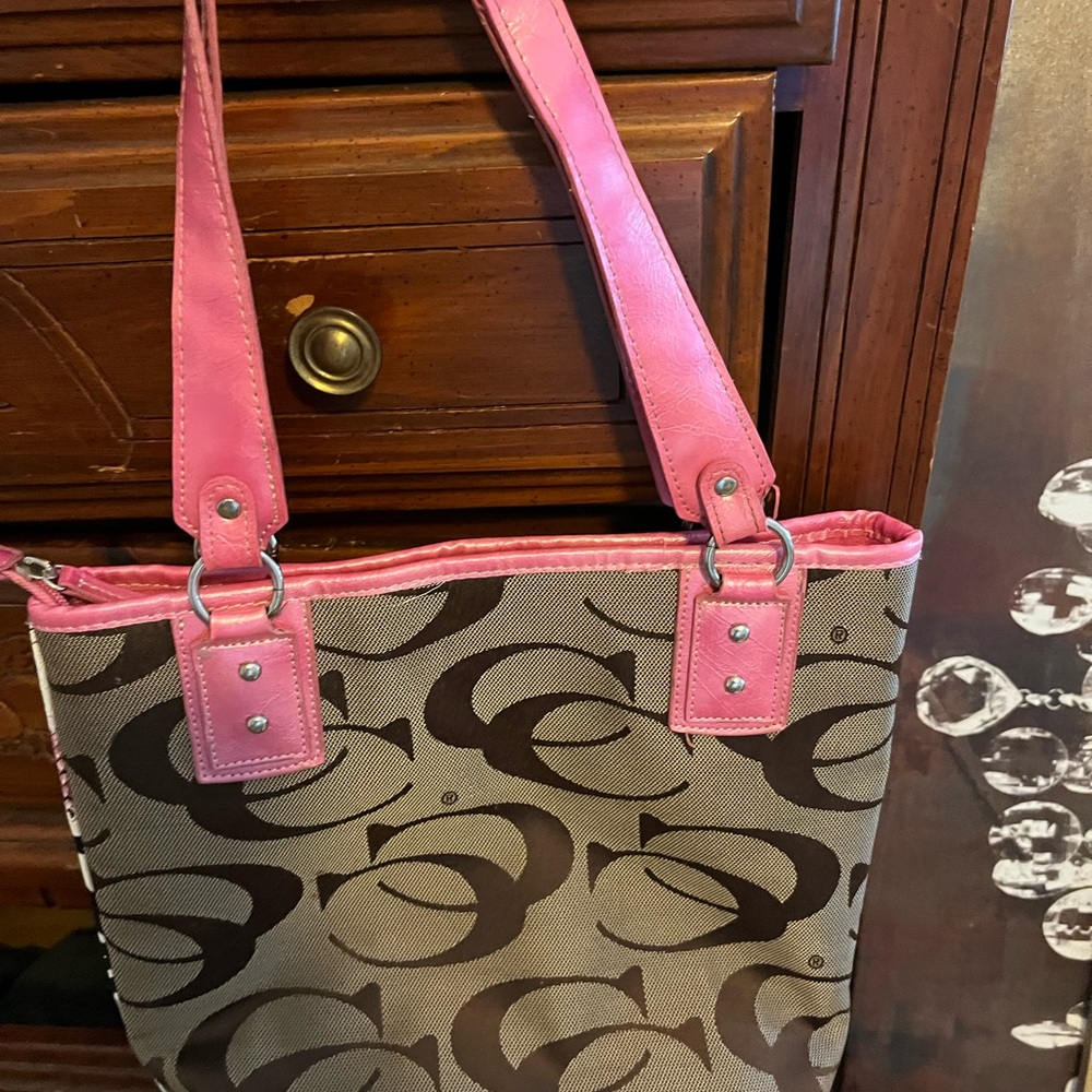 Purse - Picture 3 of 3